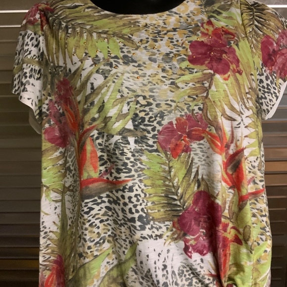 Terra & Sky top - Picture 2 of 6